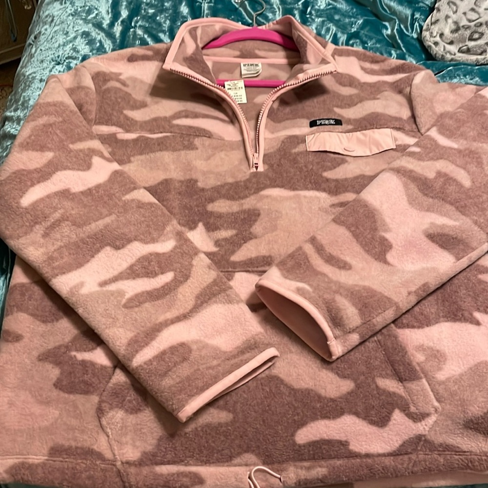 NWT VS PINK Camo Fleece Quarter Zip